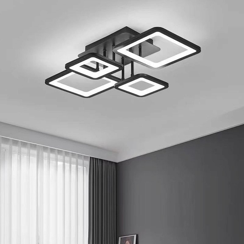 ثريا مربعة ٤